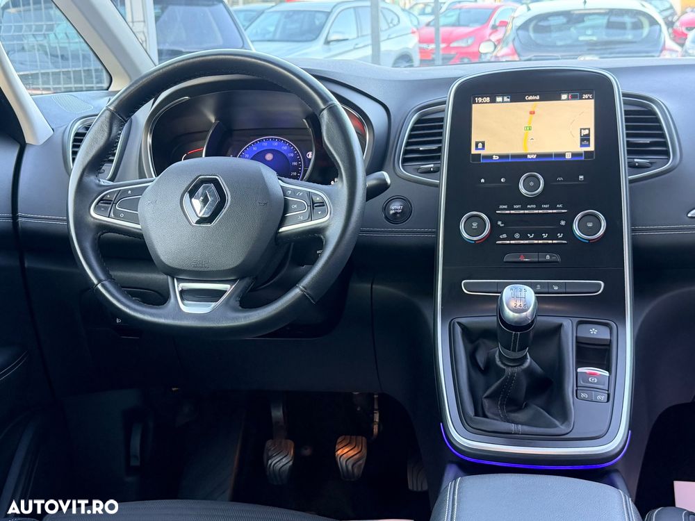 Renault Scenic BLUE dCi 120 BUSINESS EDITION - 20