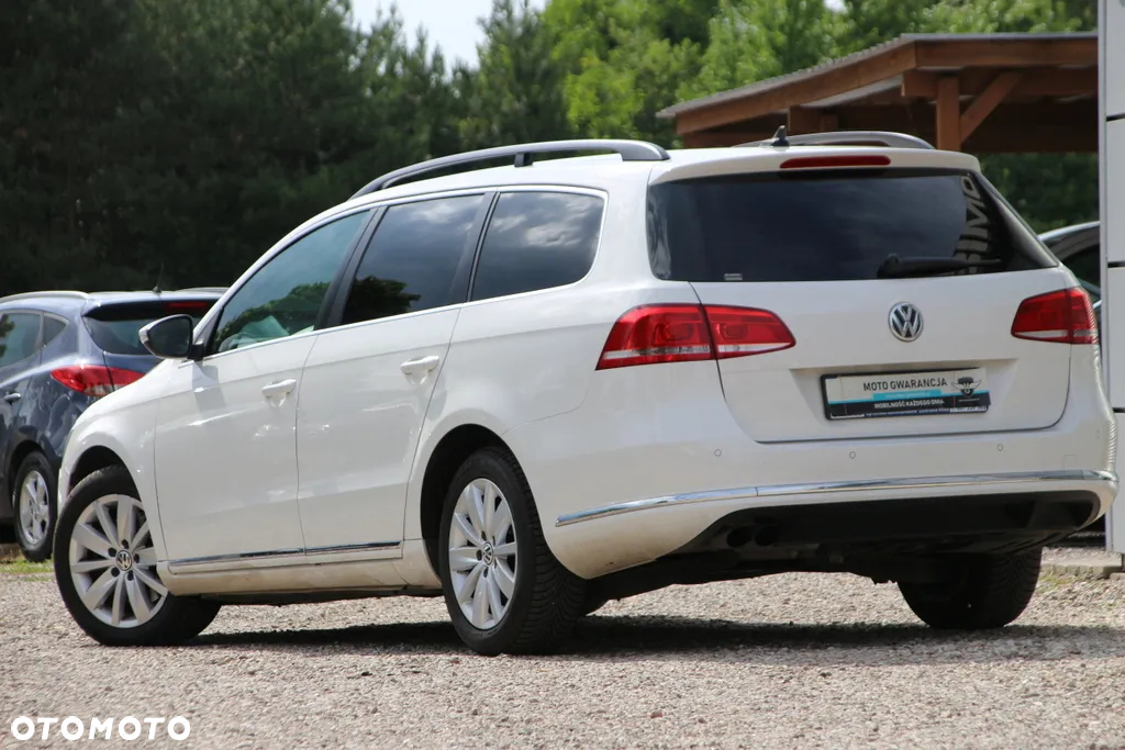 Volkswagen Passat 2.0 TDI Comfortline DSG - 14