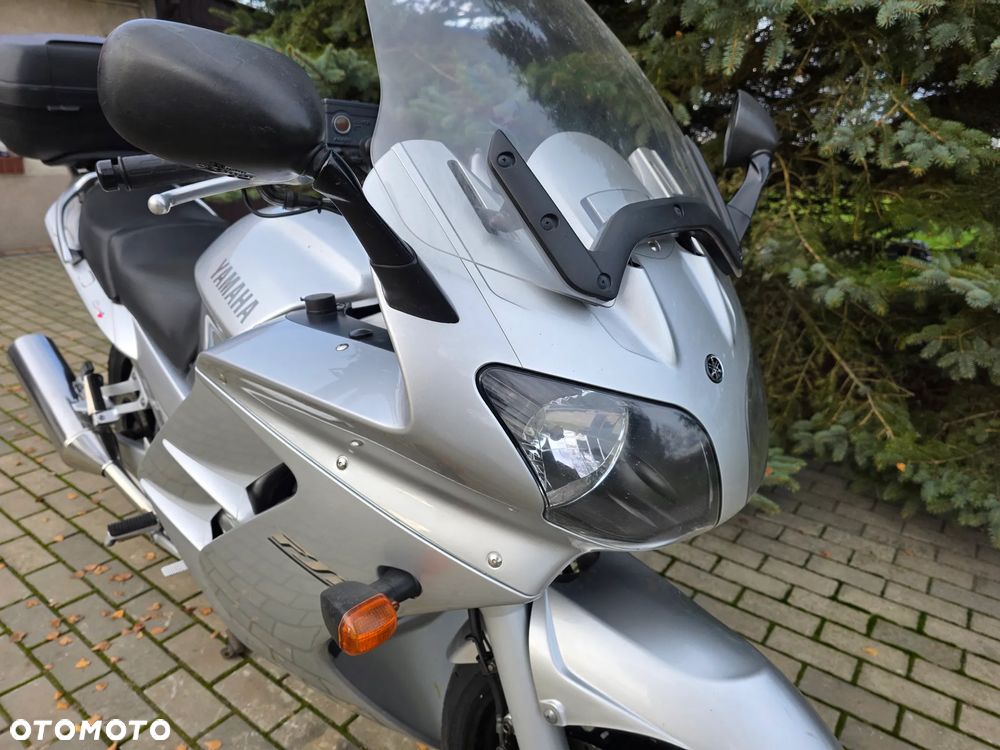 Yamaha FJR - 40