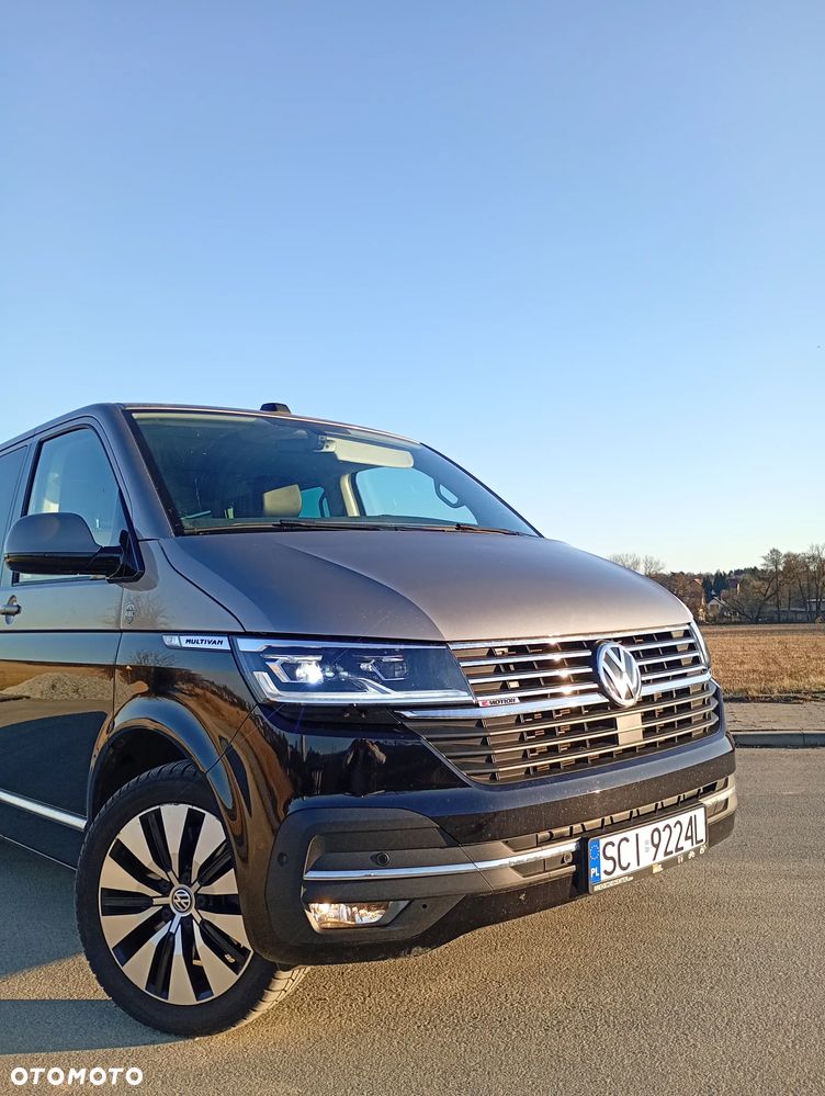 Volkswagen Multivan - 1