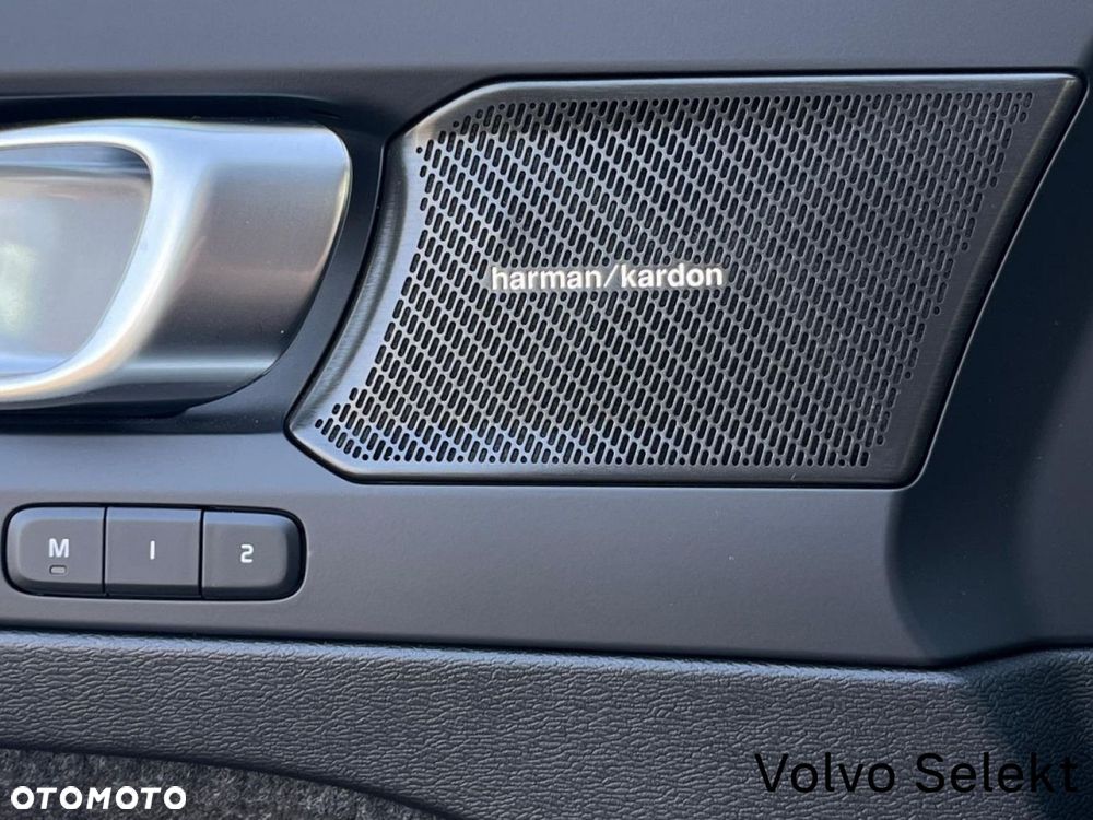 Volvo XC 40 - 28