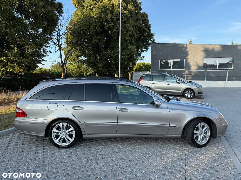 Mercedes-Benz Klasa E 200 Kompressor Automatik Classic - 4