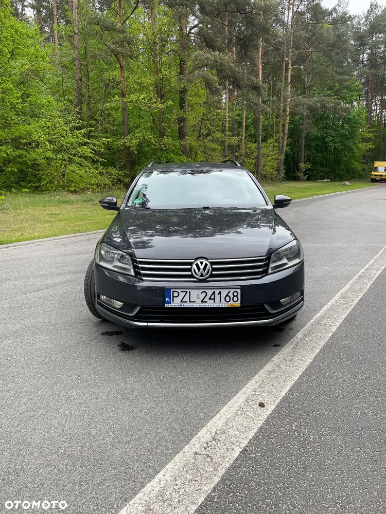 Volkswagen Passat 2.0 TDI Comfortline DSG - 23