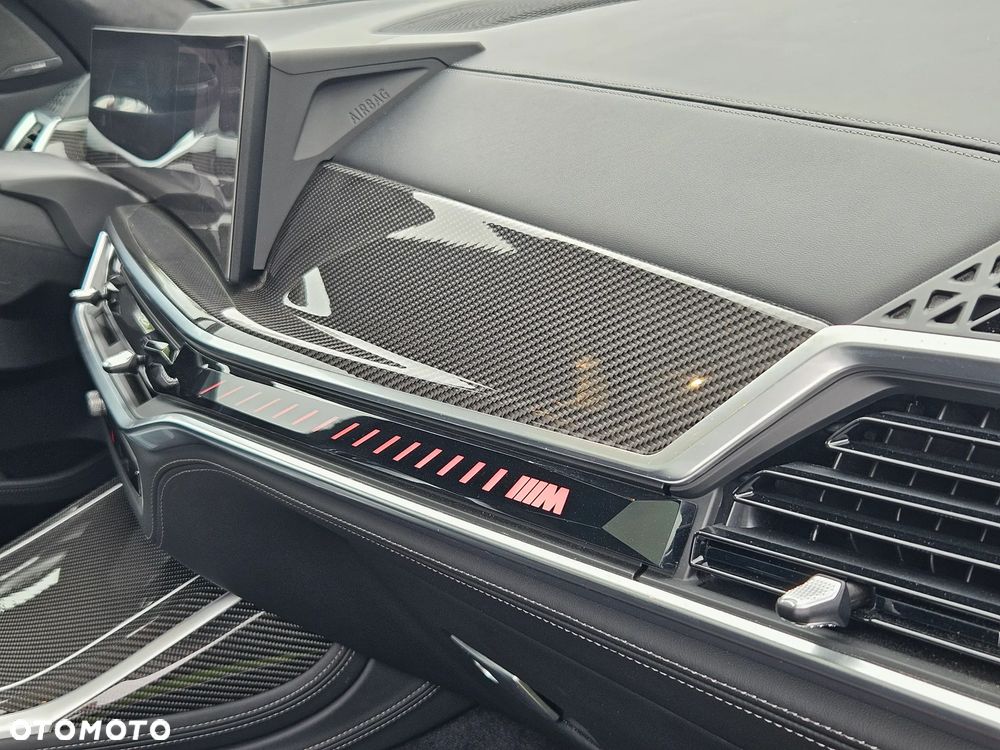 BMW X7 M50i sport - 20