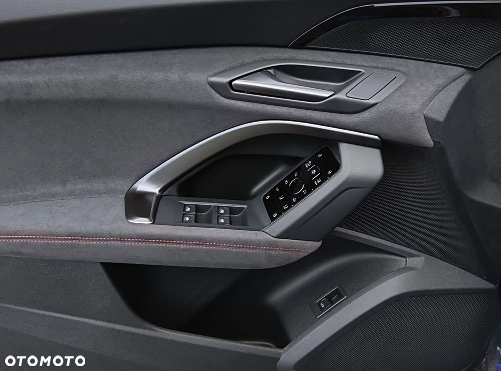Audi Q5 Sportback - 12
