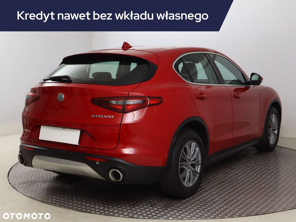 Alfa Romeo Stelvio - 7