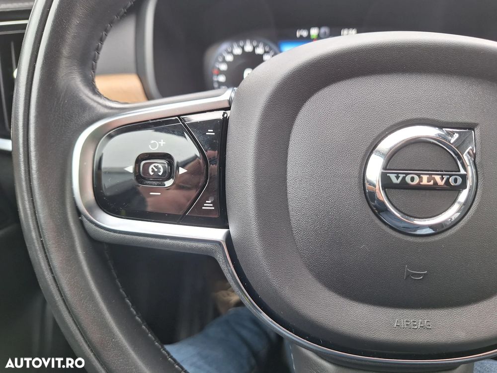 Volvo S90 T8 Recharge AWD Geartronic Inscription - 28