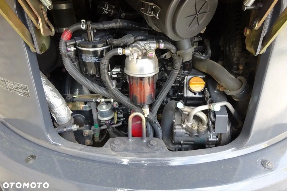 Hitachi ZX29U - 12