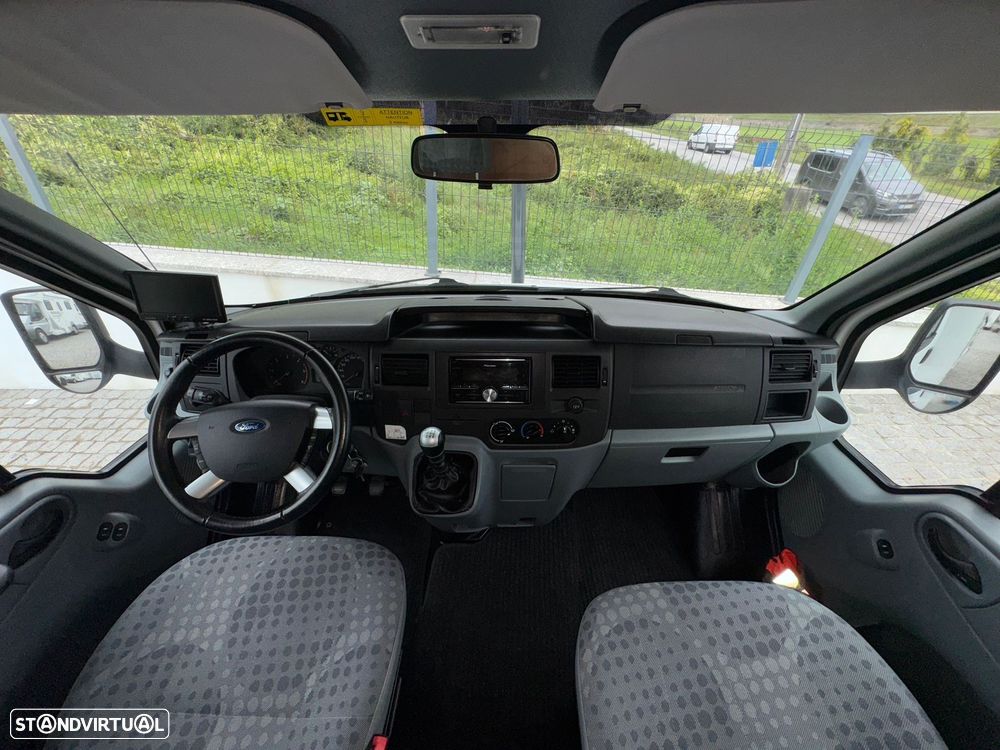 Ford Trigano Genesis 33 M08 - 5