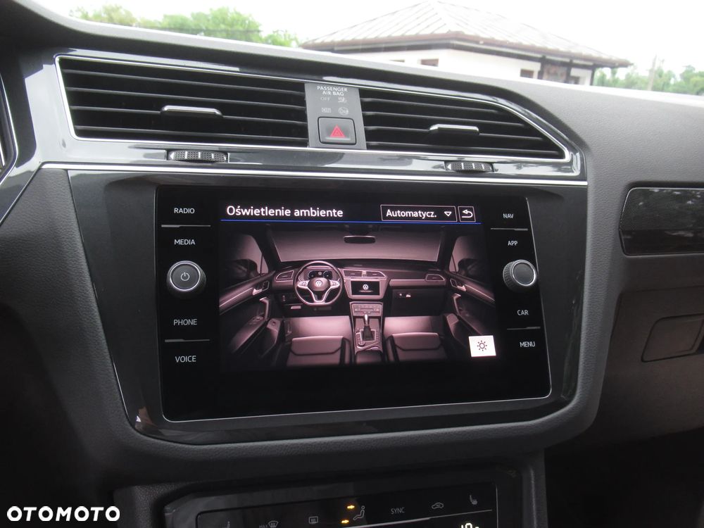 Volkswagen Tiguan 2.0 TSI 4Mot Elegance DSG - 29