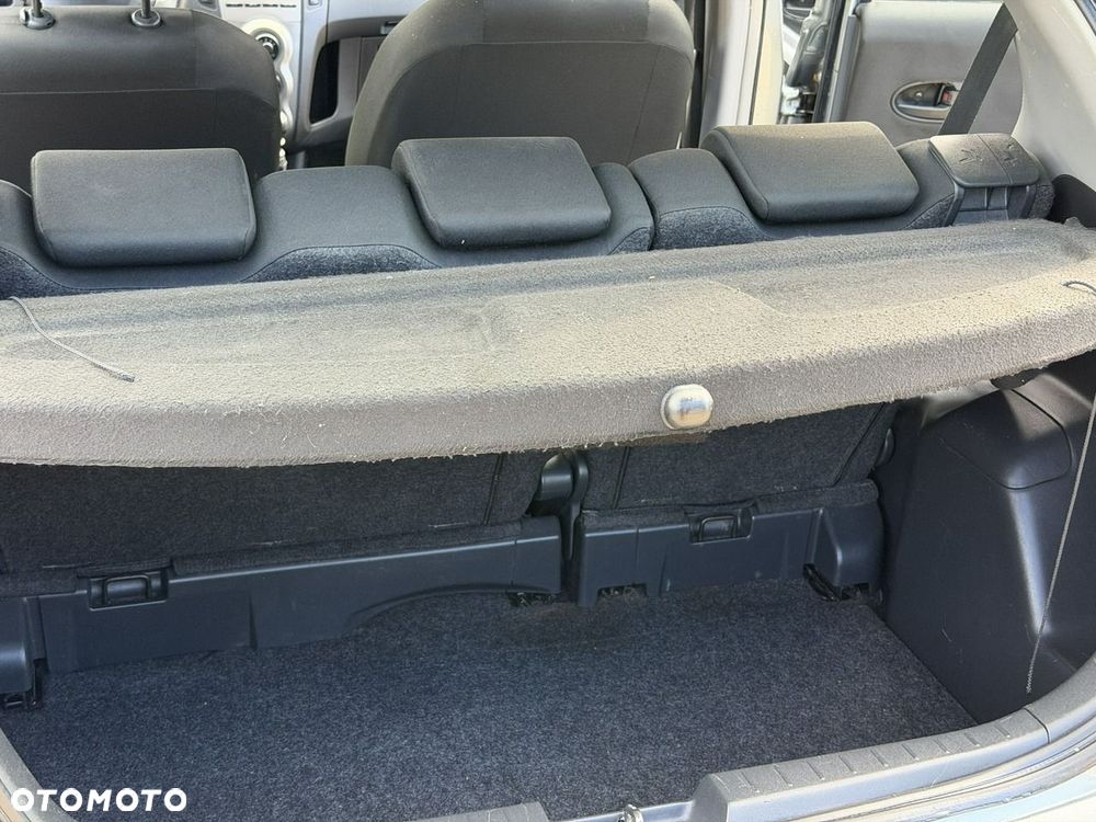 Toyota Yaris - 23