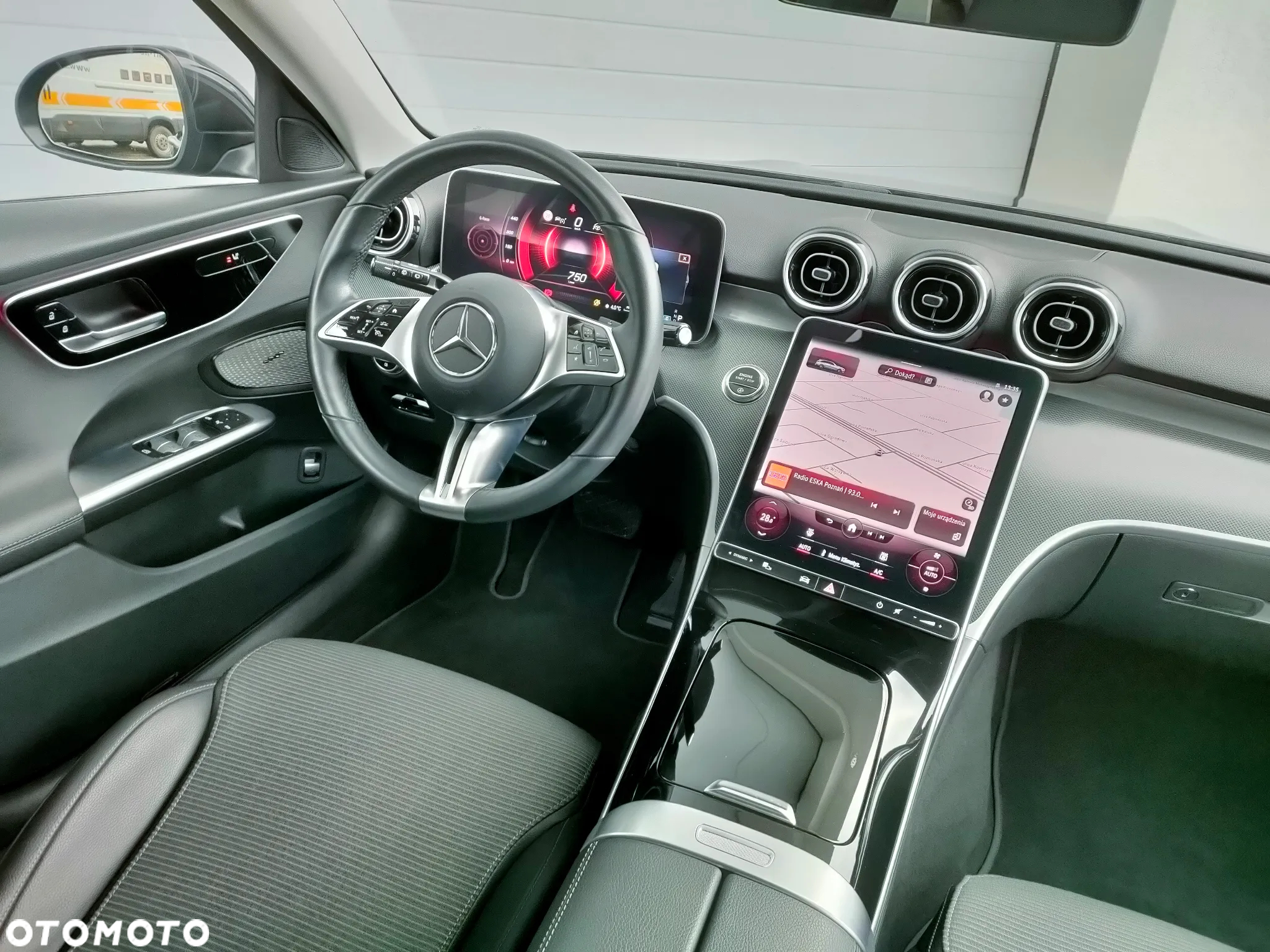Mercedes-Benz Klasa C 220 d 4Matic T 9G-TRONIC Avantgarde - 22