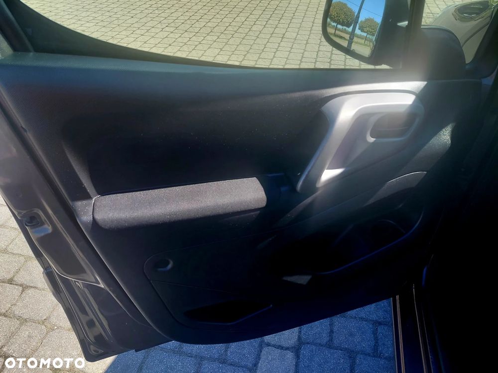 Citroën Berlingo Multispace VTi 95 SELECTION - 25