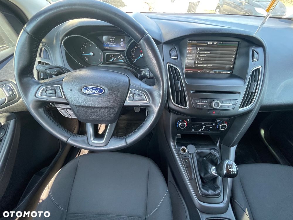 Ford Focus 1.6 TDCi DPF Titanium - 8