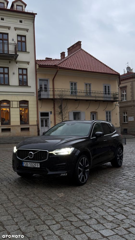 Volvo XC 60 T5 R-Design - 2