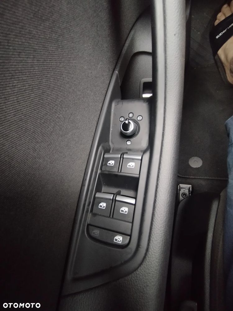 Audi A4 Limousine - 17