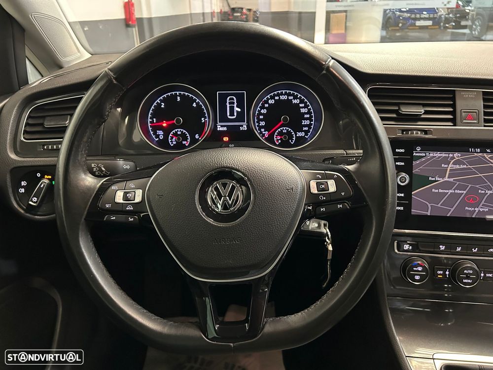 VW Golf Variant 1.6 TDi Confortline - 23