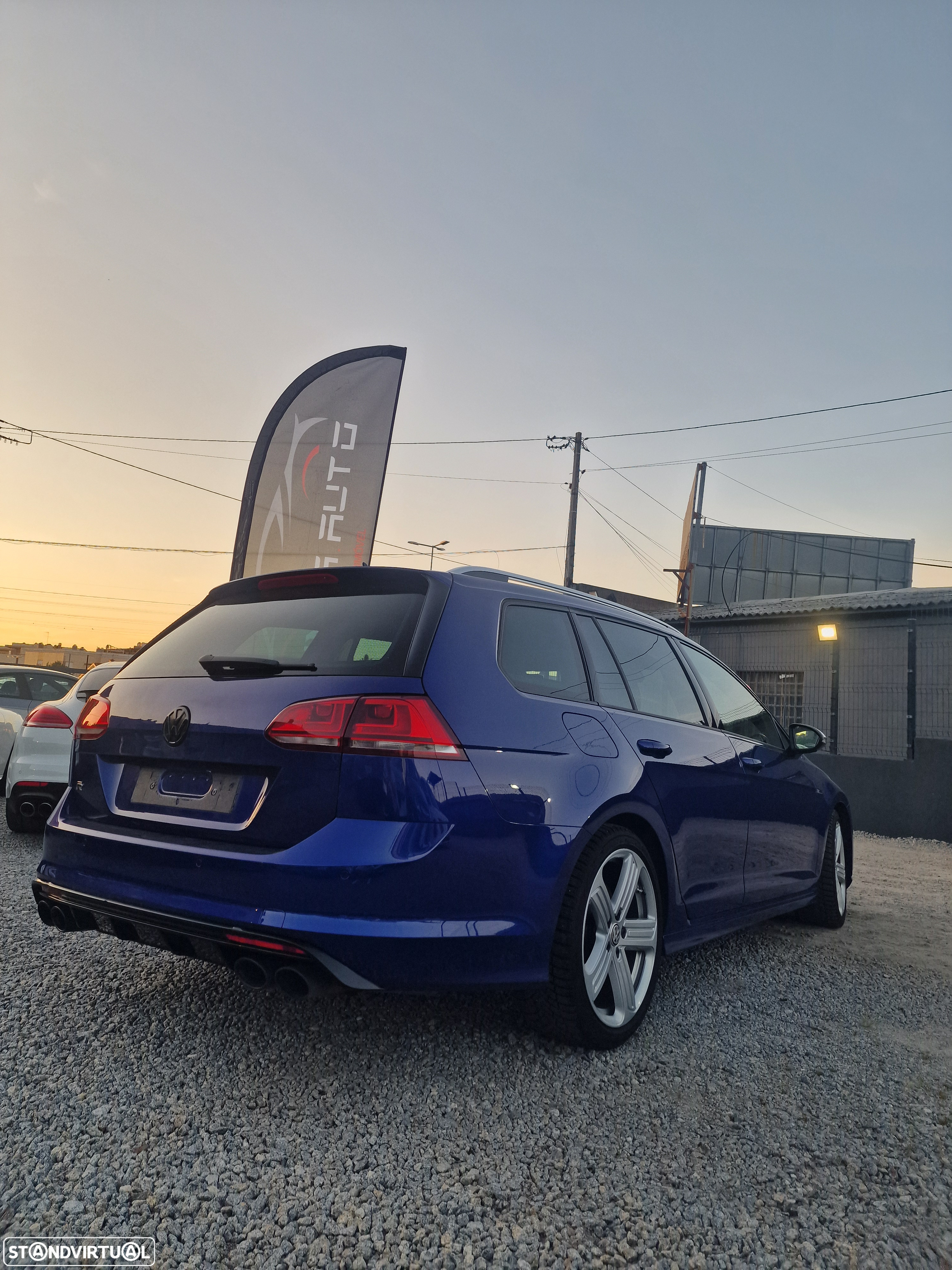 VW Golf Variant R 4Motion BlueMotion DSG - 6
