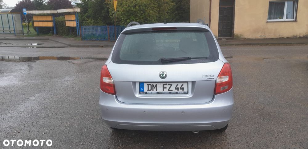 Skoda Fabia - 4