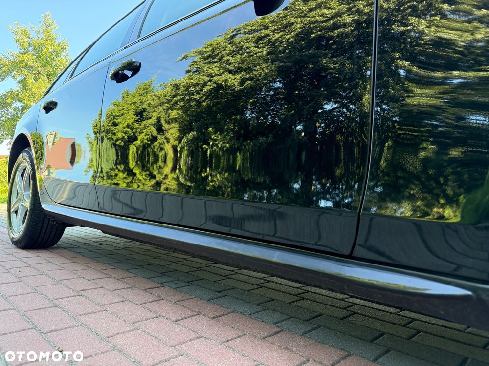 Audi A4 Avant 2.0 TDI DPF clean diesel multitronic S line Sportpaket - 26