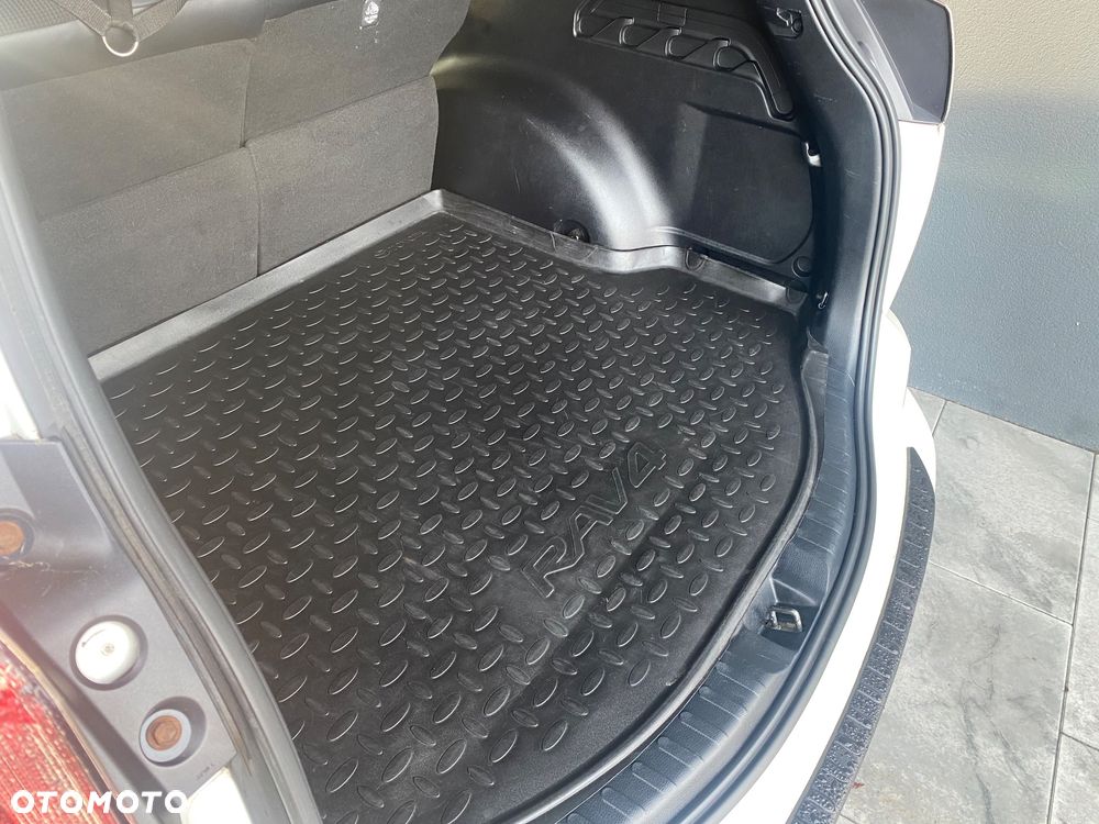 Toyota RAV4 2.0 D-4D Premium 4x2 - 8