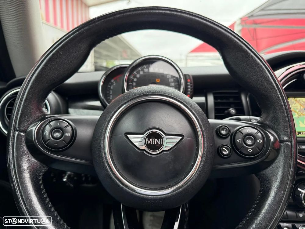 MINI 3 Portas One D - 10