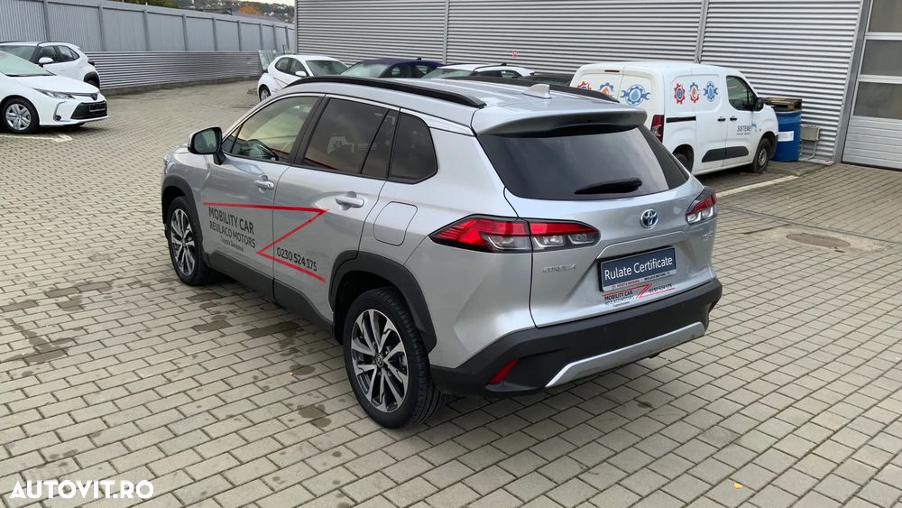 Toyota Corolla Cross - 23