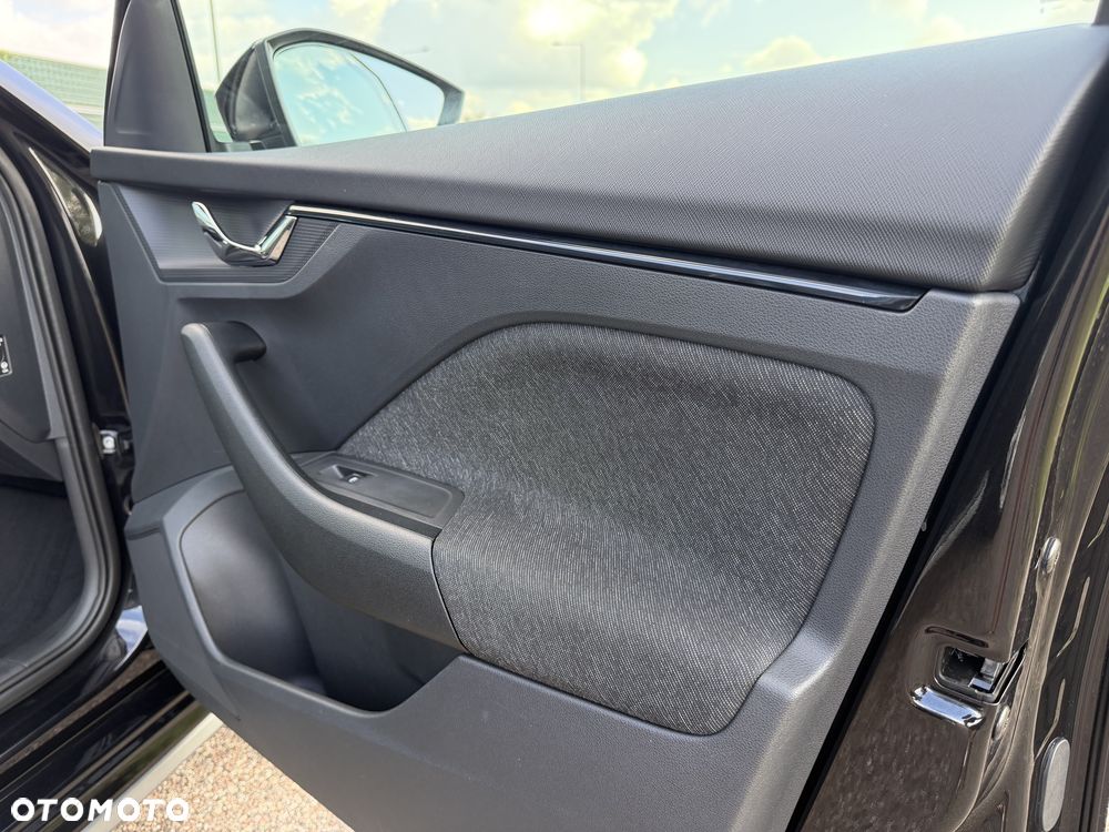Skoda Kamiq 1.6 TDI Style - 28