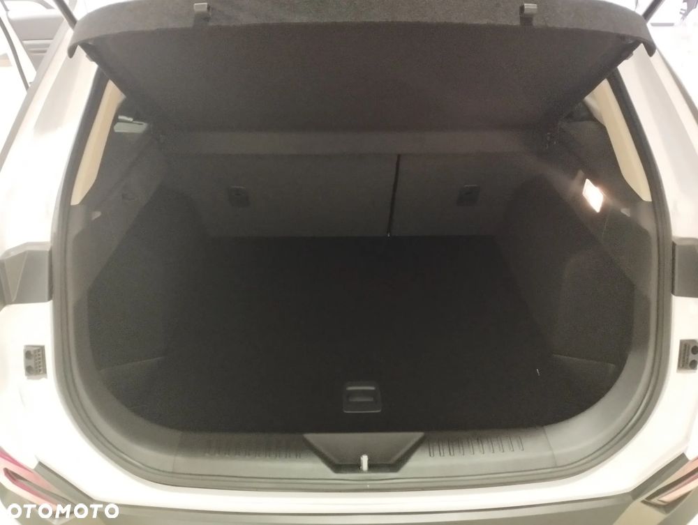 Bestune T77 1.5T Business DCT - 12