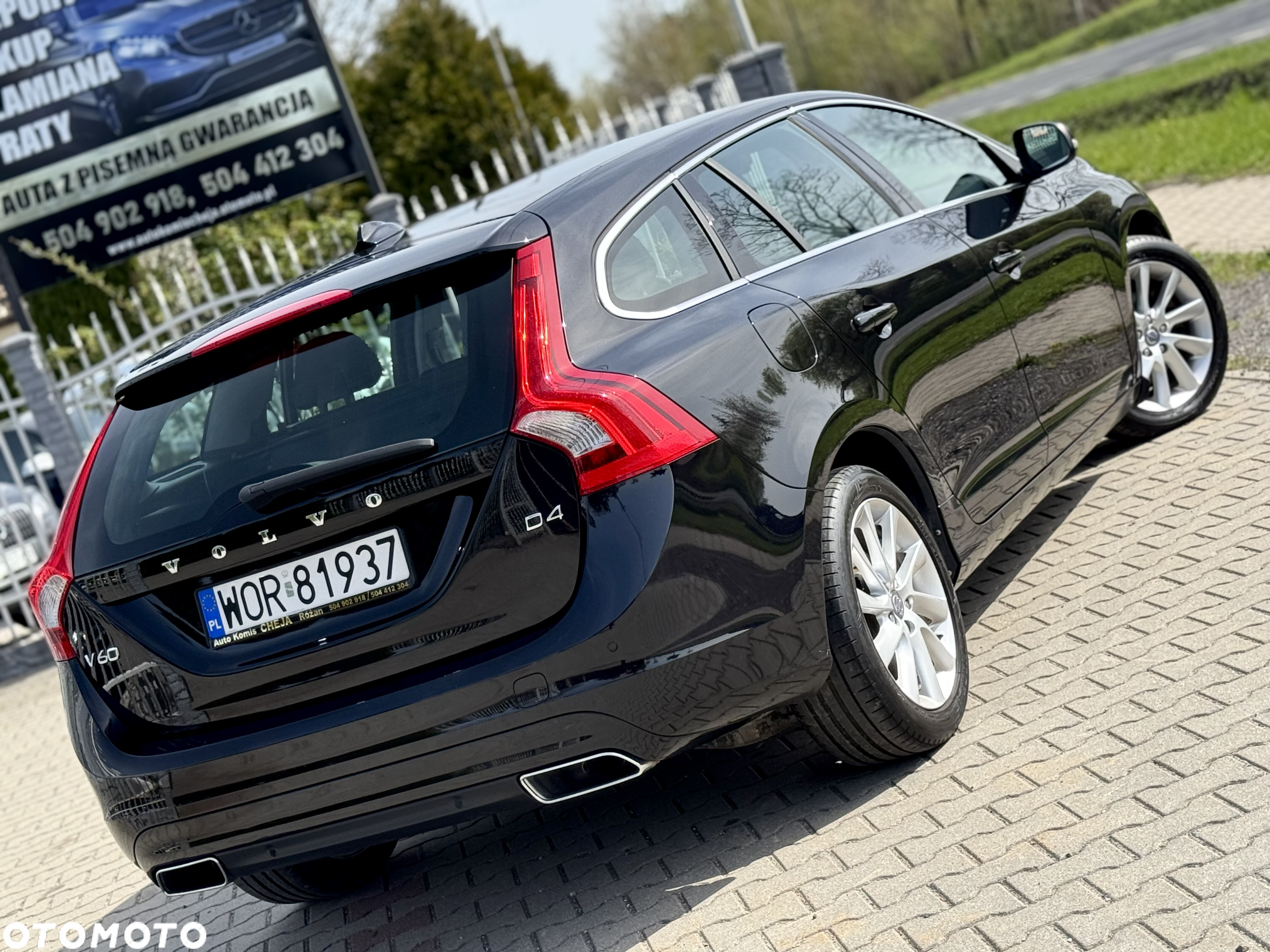 Volvo V60 D4 Drive-E Momentum - 19