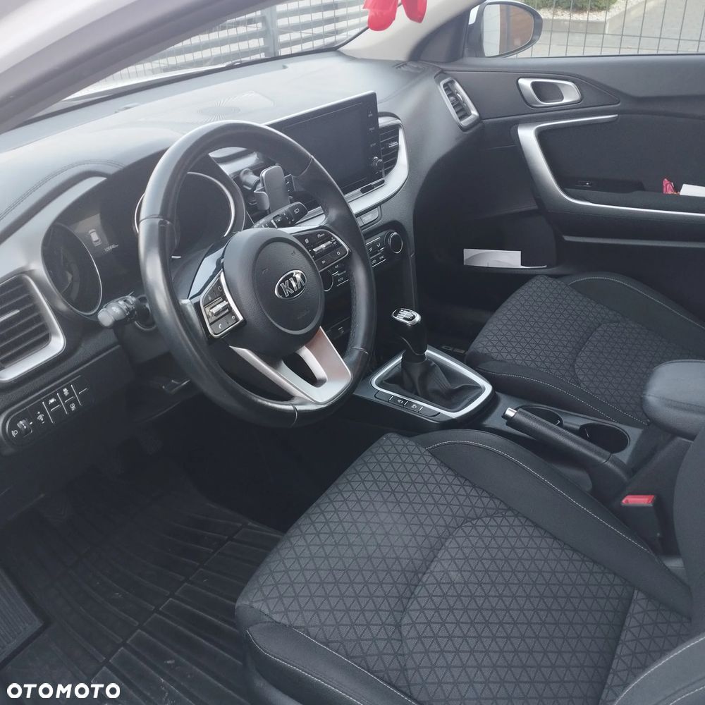 Kia Ceed 1.4 T-GDI M - 5