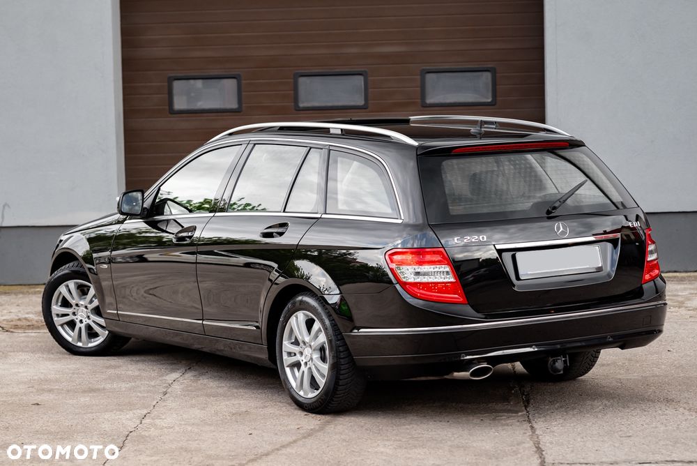 Mercedes-Benz Klasa C 220 CDI DPF Avantgarde - 13