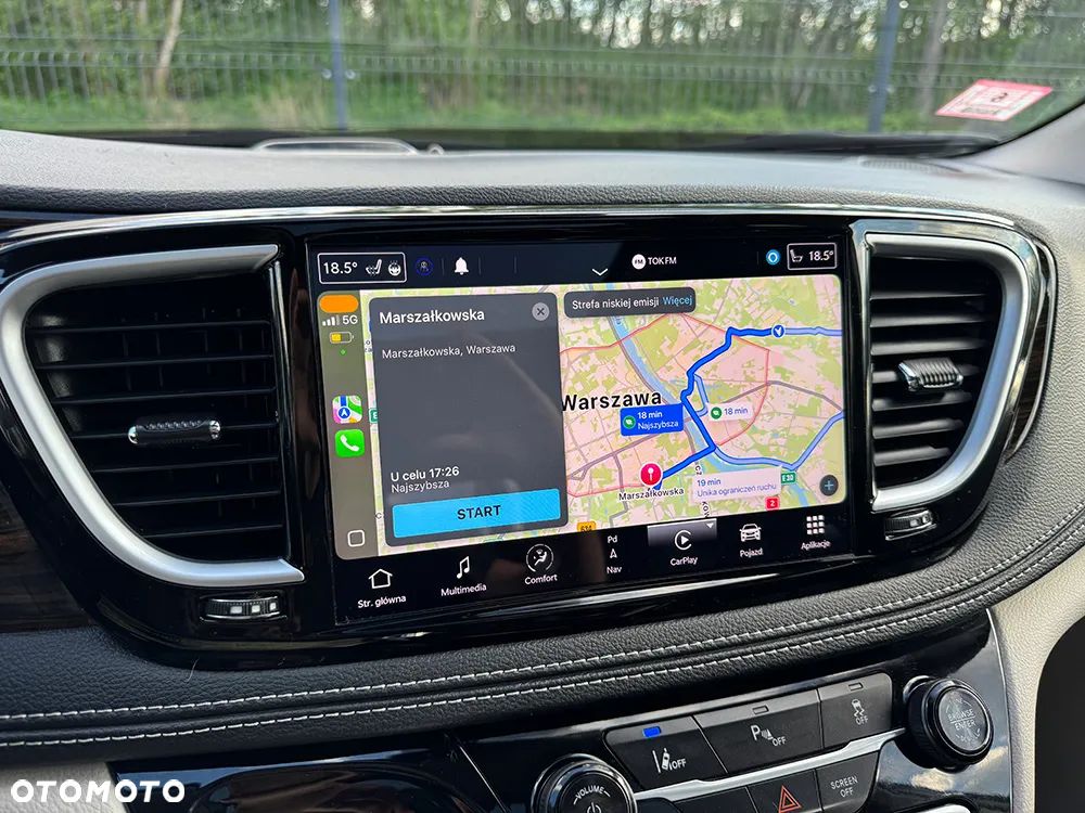 Chrysler Pacifica - 35