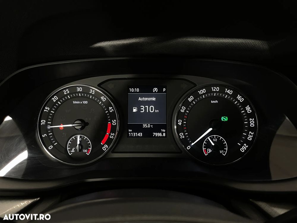 Skoda Octavia 2.0 TDI DSG Ambition - 26