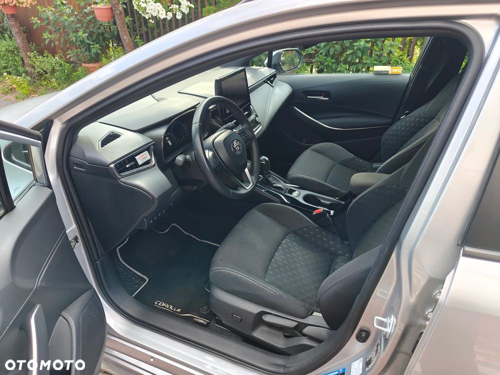 Toyota Corolla 1.8 Hybrid Comfort - 9