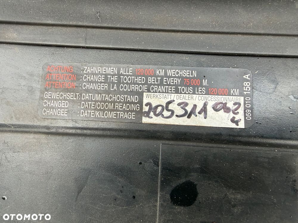 Skoda Octavia 2.0 TDI DSG RS - 24