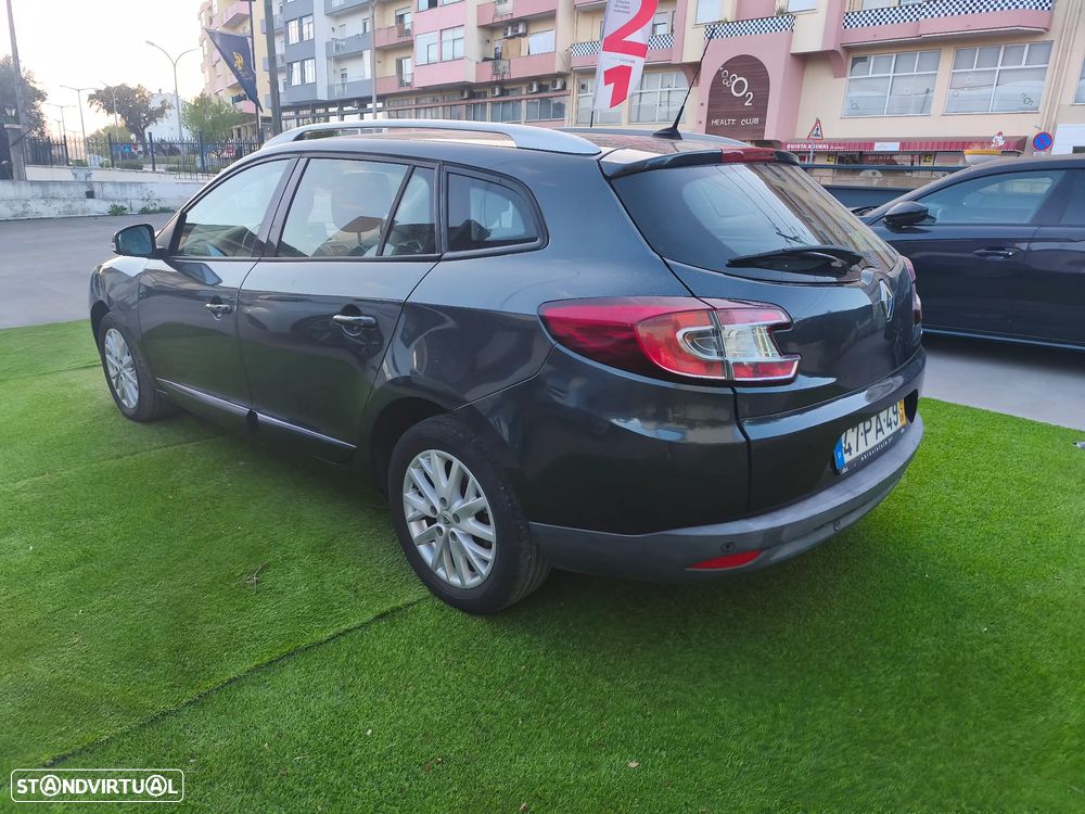 Renault Mégane Sport Tourer 1.5 dCi Confort SS - 4