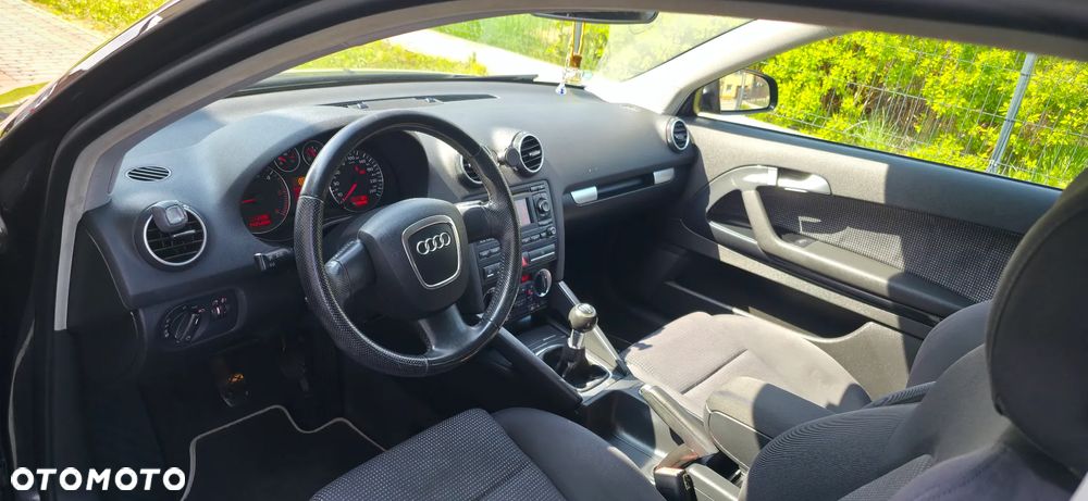 Audi A3 3-drzwiowe 1.9 TDIe DPF - 10