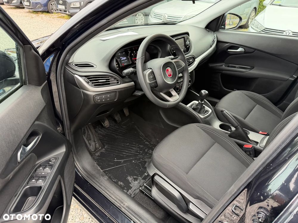 Fiat Tipo 1.4 T-Jet Easy - 24