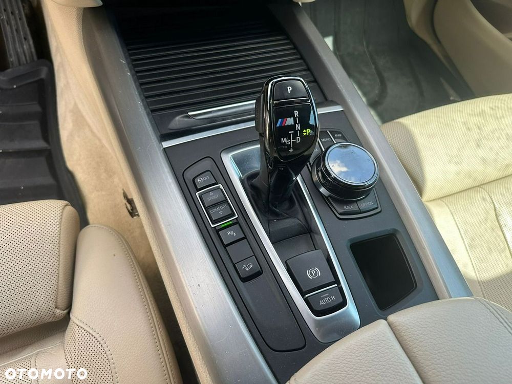 BMW X5 - 16