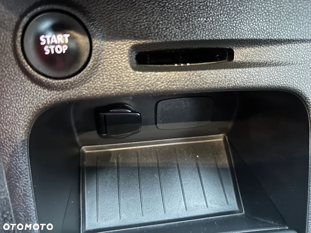 Renault Captur - 35