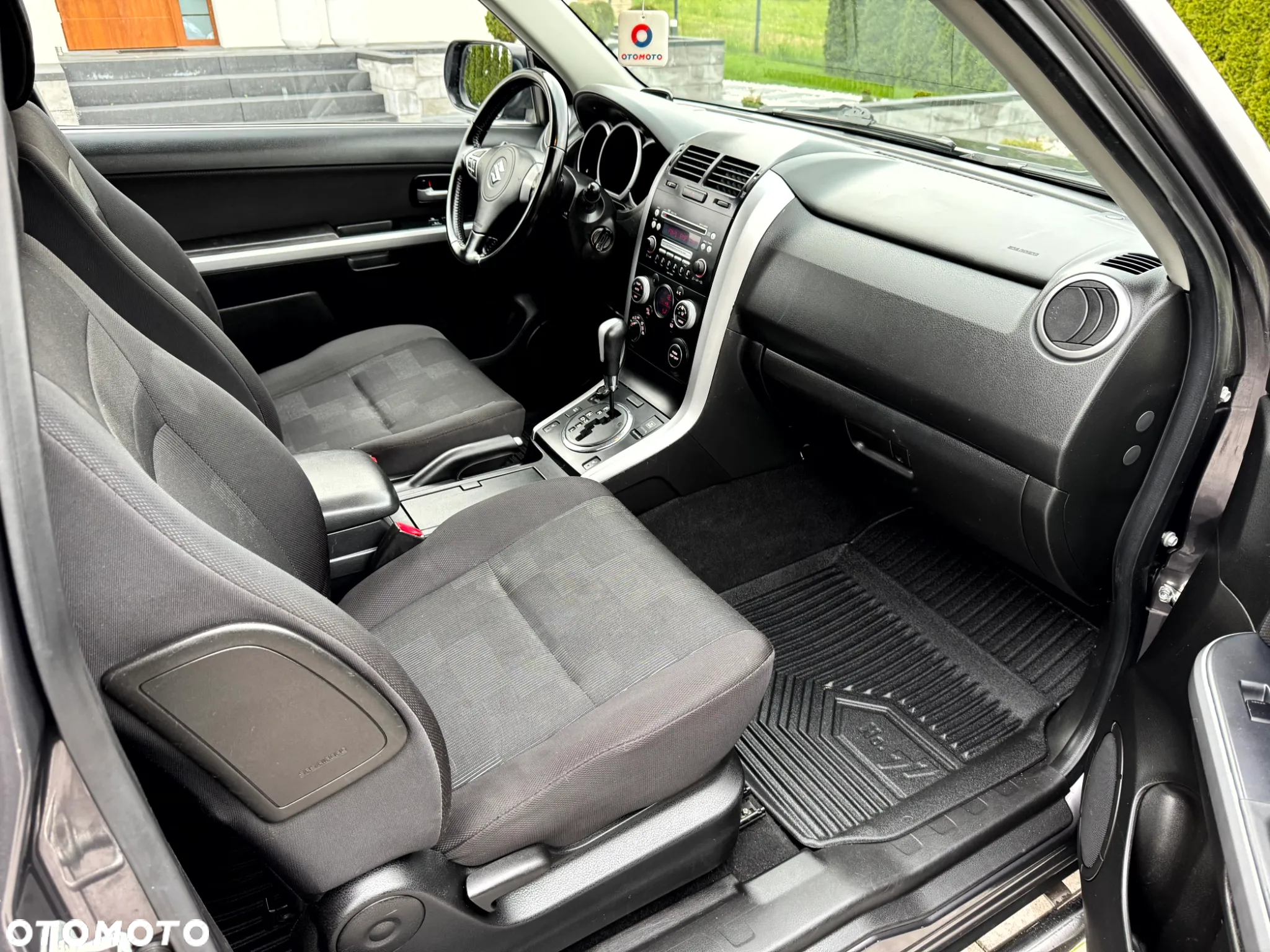 Suzuki Grand Vitara 2.4 Premium - 10