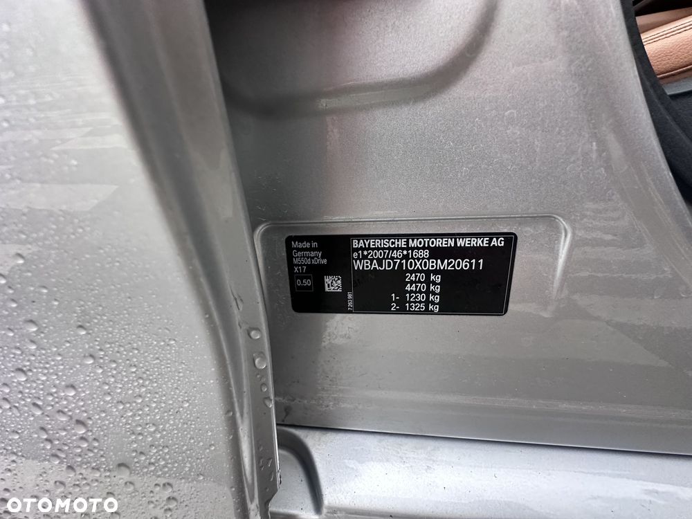 BMW Seria 5 M550d xDrive - 18
