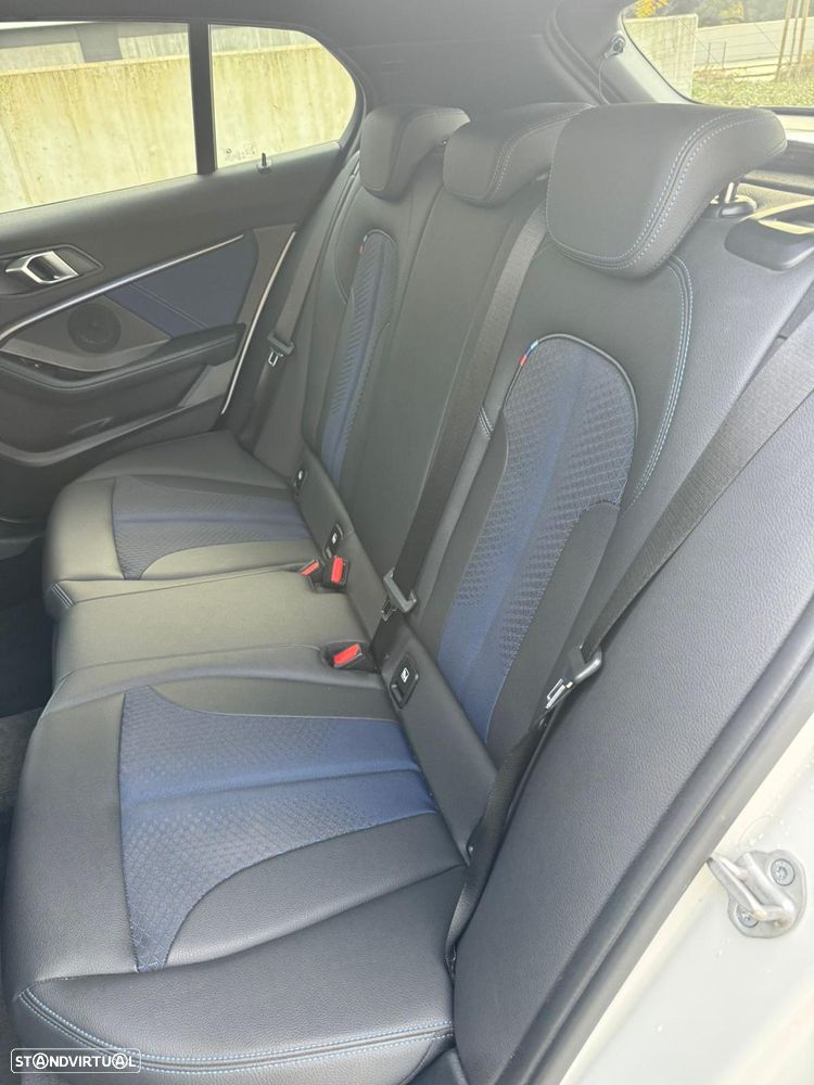 BMW 116 d Pack Desportivo M - 22