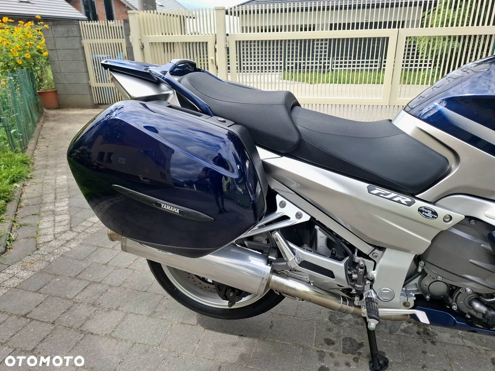 Yamaha FJR - 4