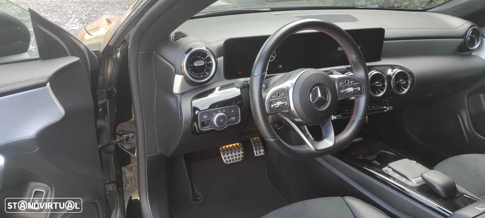 Mercedes-Benz CLA 180 d Shooting Brake AMG Line Aut. - 13