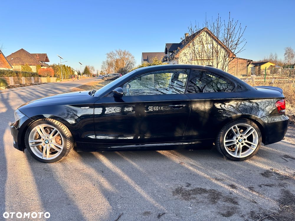 BMW Seria 1 123d DPF - 15