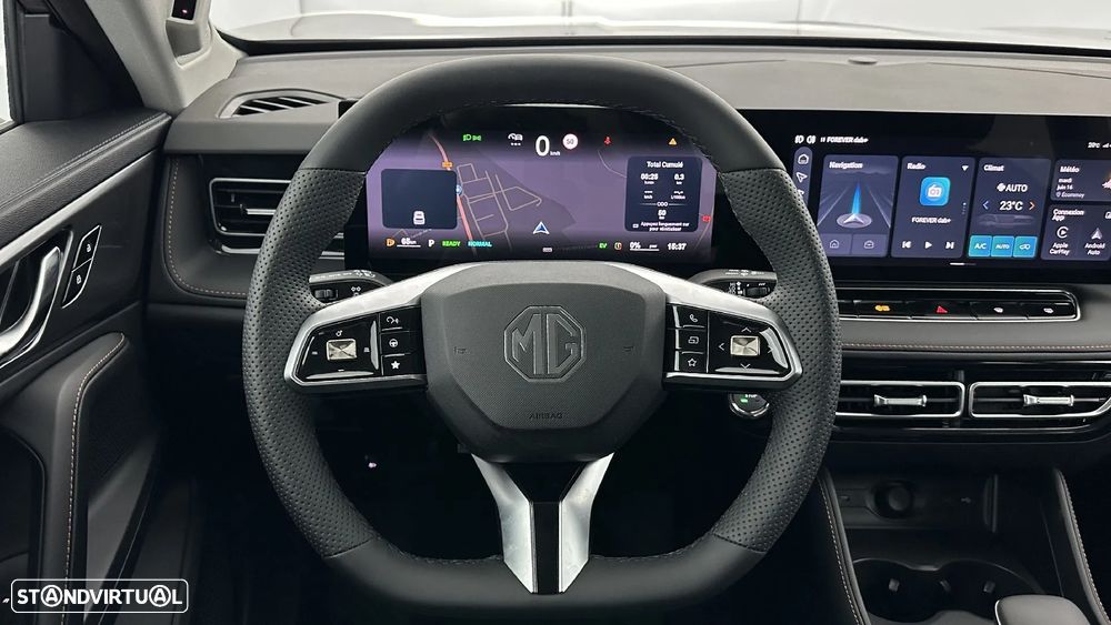 MG HS 1.5 T Luxury AT - 16