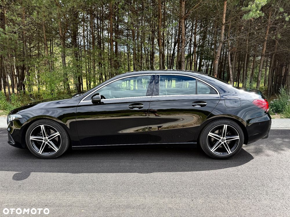 Mercedes-Benz Klasa A 220 d Progressive 8G-DCT - 4