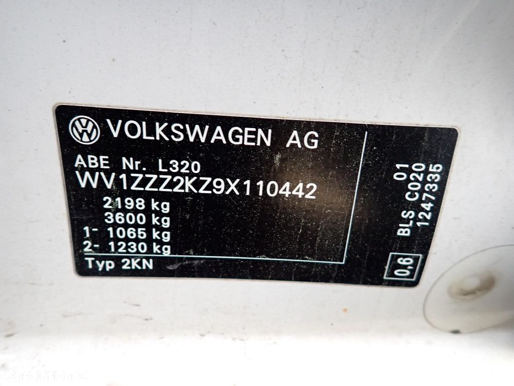 CZĘŚCI - Vw Caddy III 2K 1,9 TDI 105KM BLS MINIVAN 5B JCS lakier LB9A 2009r. INDEX - 10068 - 9